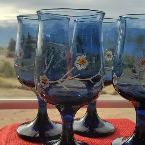 Libbey Dining Vintage 4 Libbey Indigo Blue Stemmed Wine Glasses